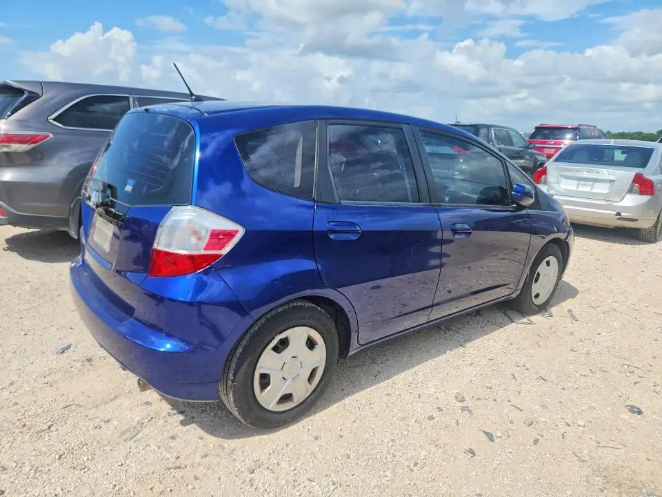 2012 HONDA FIT   