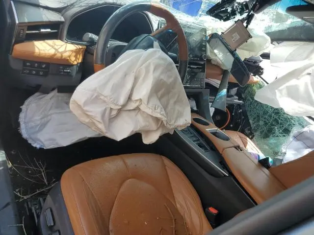 2020 TOYOTA AVALON LIMITED  