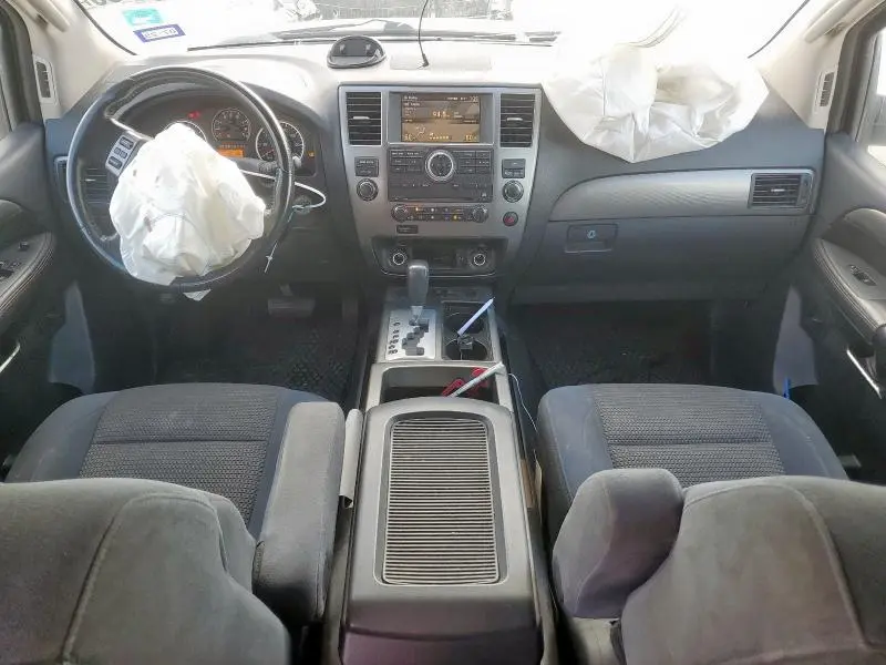 2010 NISSAN ARMADA SE  