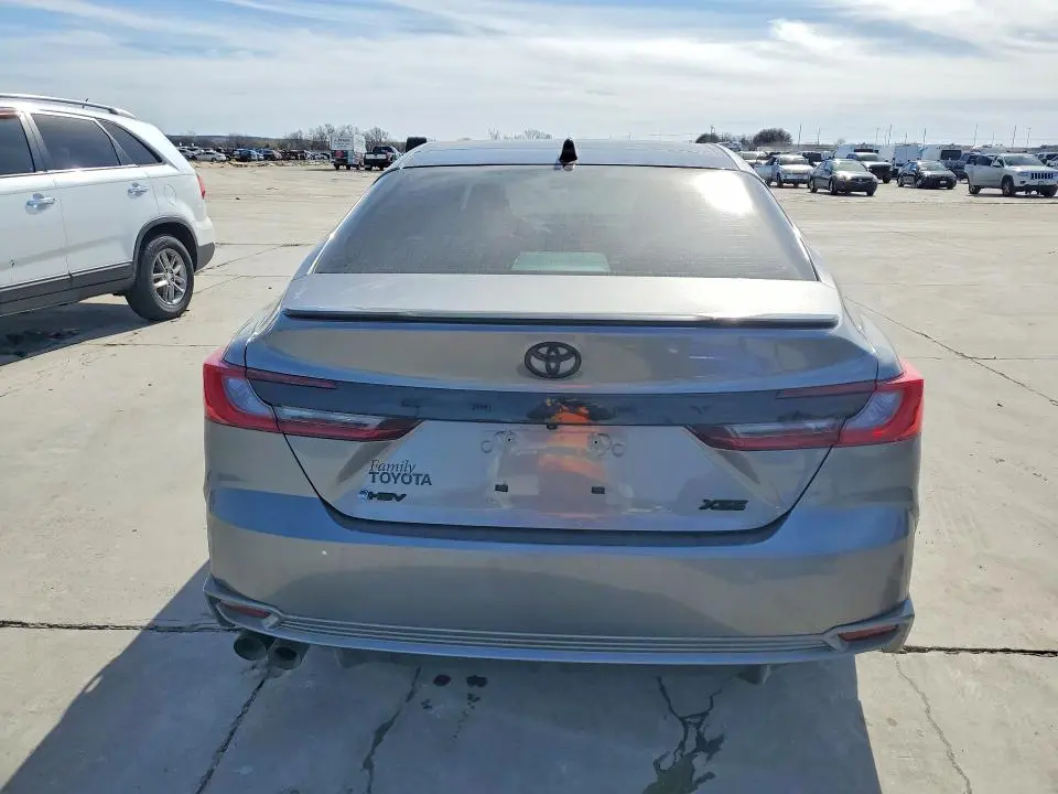 2025 TOYOTA CAMRY XSE  