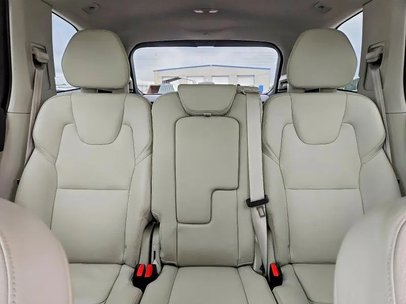 2024 VOLVO XC90 CORE  