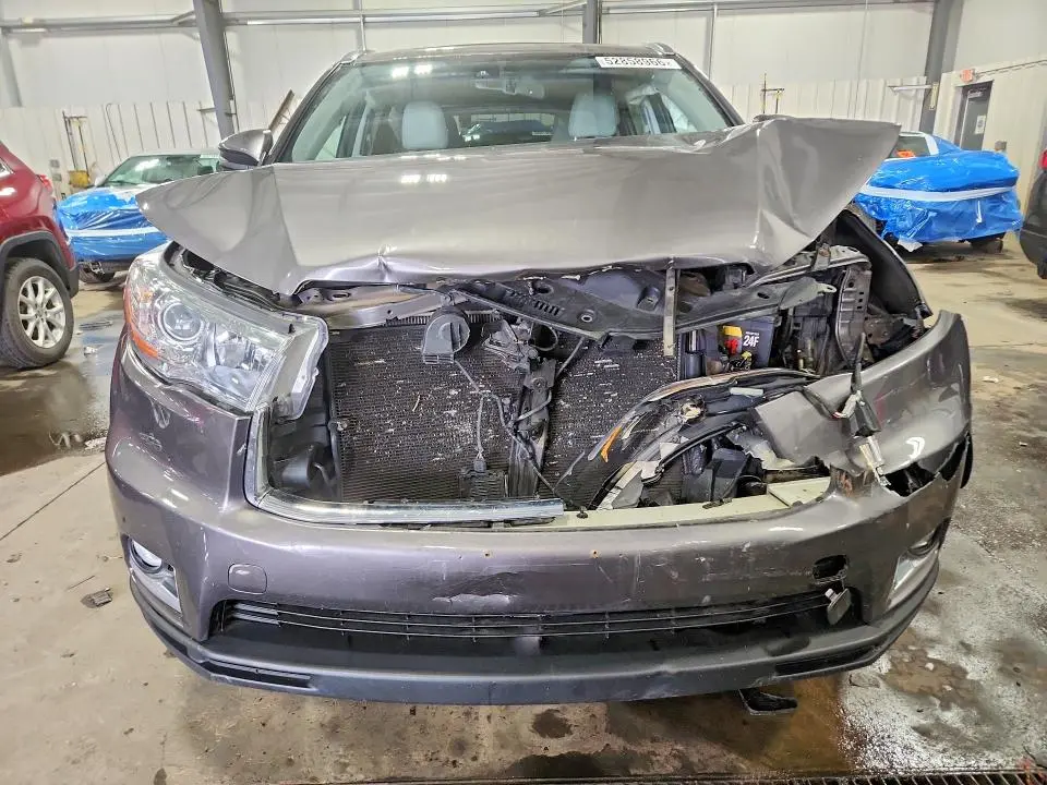 2015 TOYOTA HIGHLANDER LIMITED PLATINUM  
