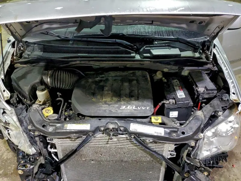 2011 CHRYSLER TOWN & COUNTRY TOURING  