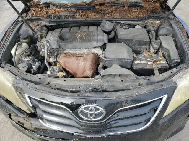 2011 TOYOTA CAMRY BASE  