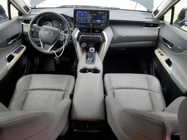 2021 TOYOTA VENZA LE  