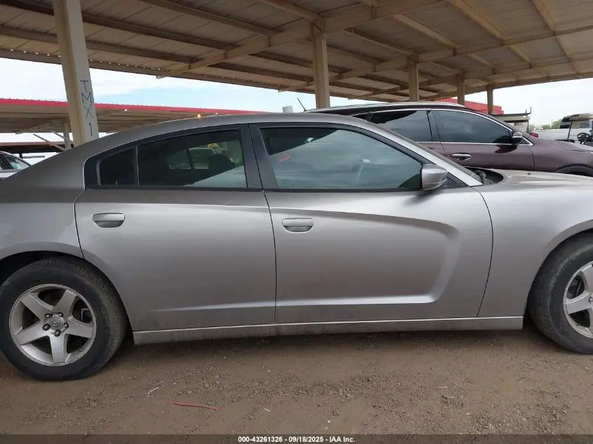 2014 DODGE CHARGER SE