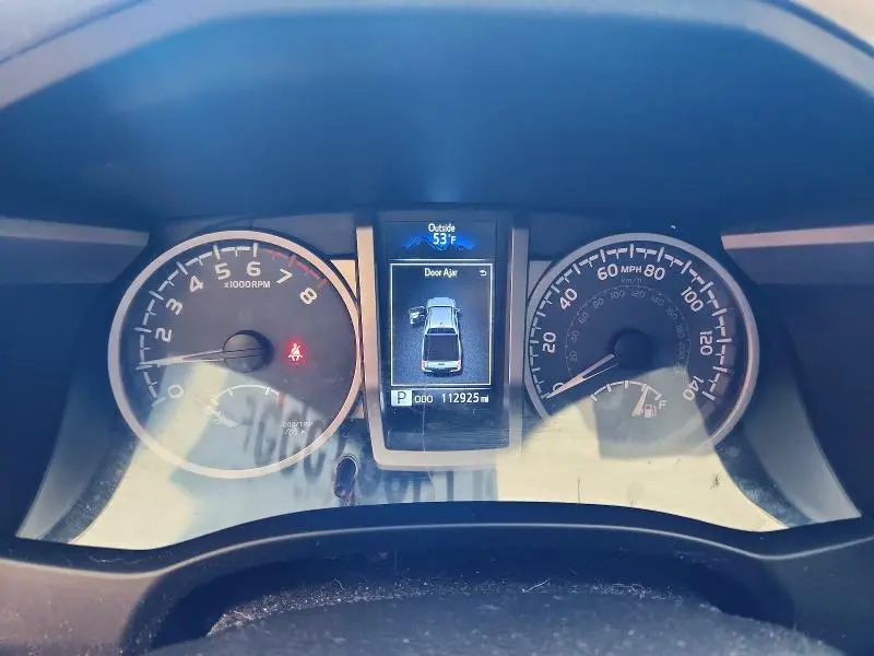 2017 TOYOTA TACOMA SR5 V6  