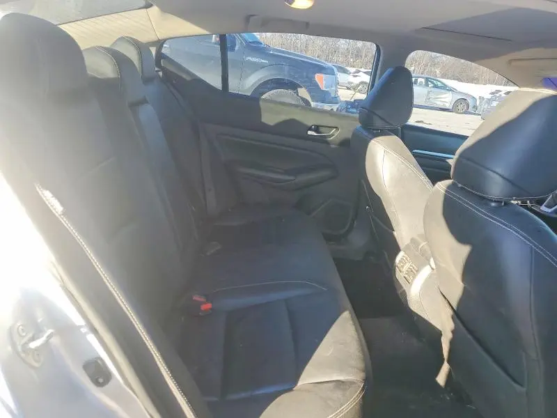 2019 NISSAN ALTIMA SL  