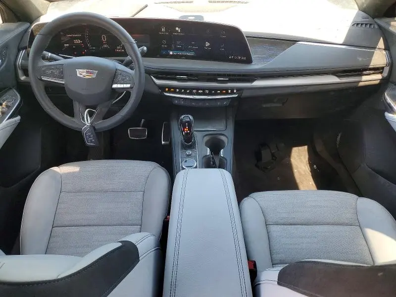2025 CADILLAC XT4 SPORT  