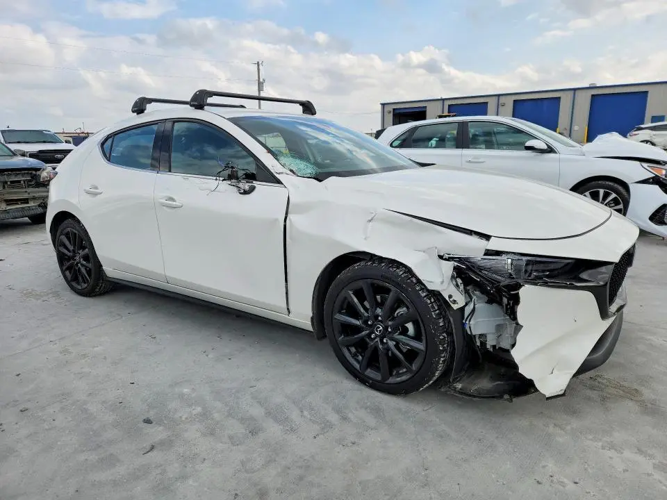2022 MAZDA 3   