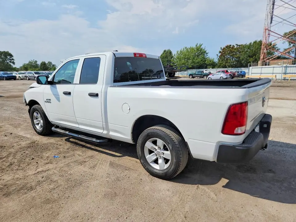 2014 RAM 1500 ST  