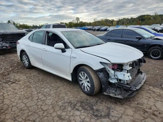 2020 TOYOTA CAMRY LE  