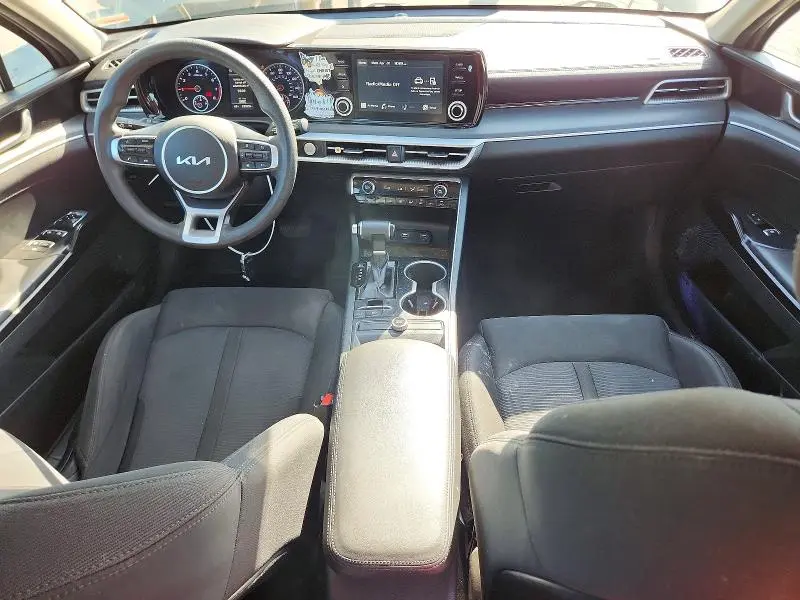 2022 KIA K5 LXS  