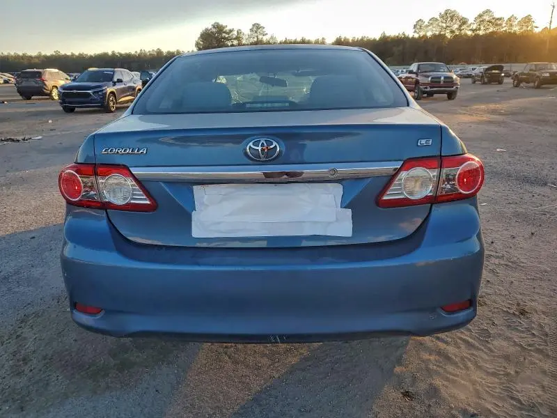 2013 TOYOTA COROLLA BASE  