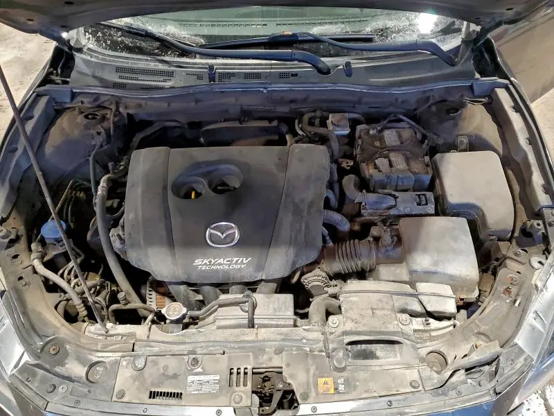 2018 MAZDA 3 TOURING  