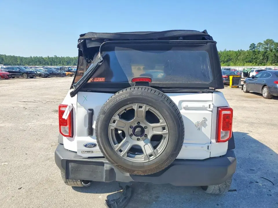 2022 FORD BRONCO BASE  
