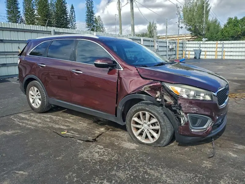 2017 KIA SORENTO LX  