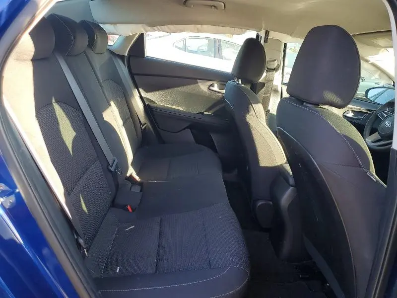 2019 KIA FORTE LXS  