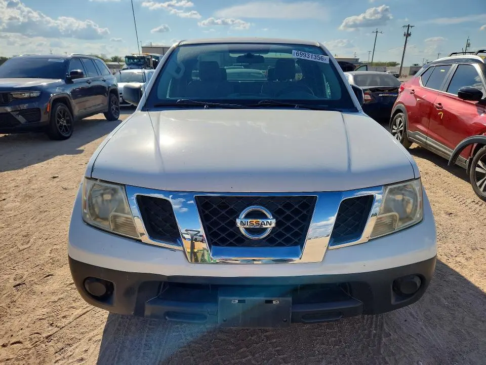 2017 NISSAN FRONTIER S  