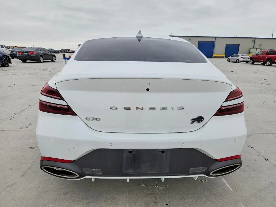 2025 GENESIS G70 2.5T SPORT PRESTIGE  