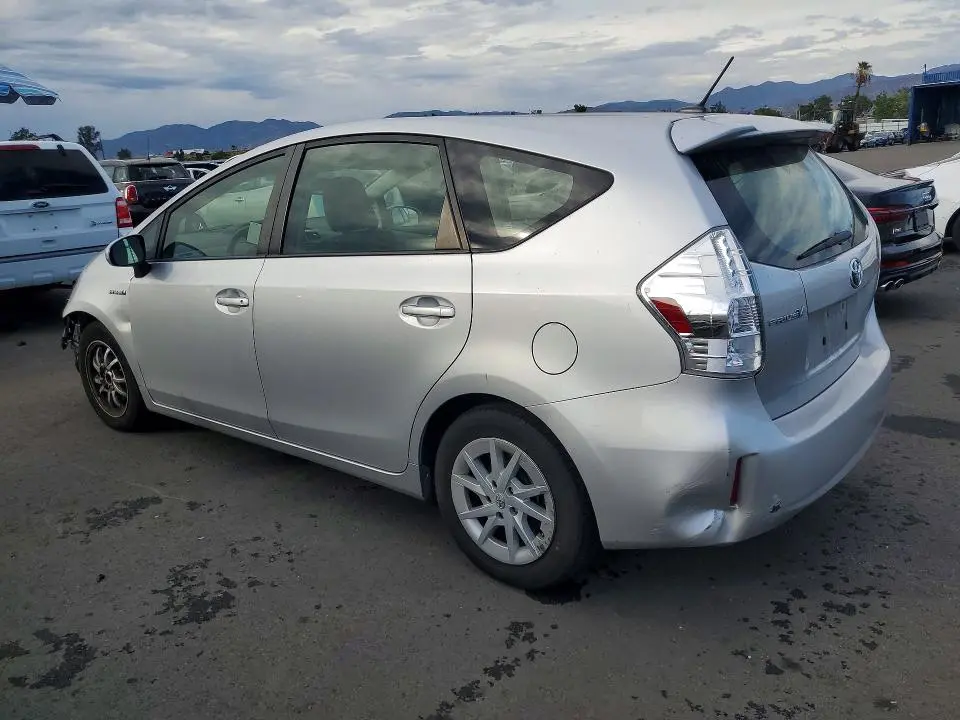 2013 TOYOTA PRIUS V THREE  