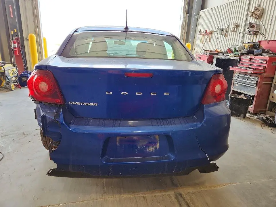 2013 DODGE AVENGER SE  