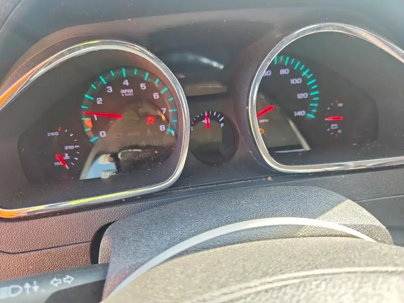2011 CHEVROLET TRAVERSE LT  