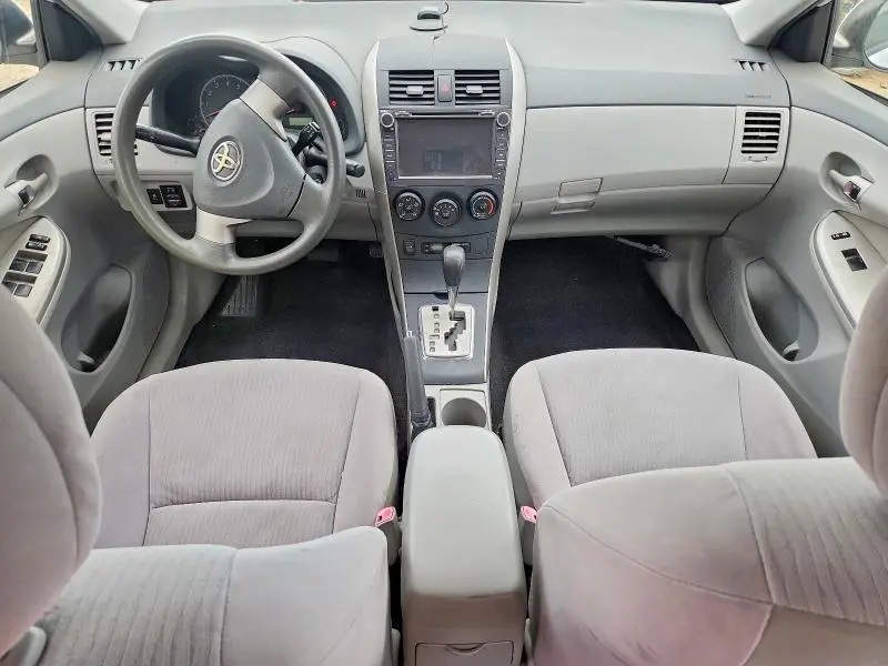 2010 TOYOTA COROLLA LE  