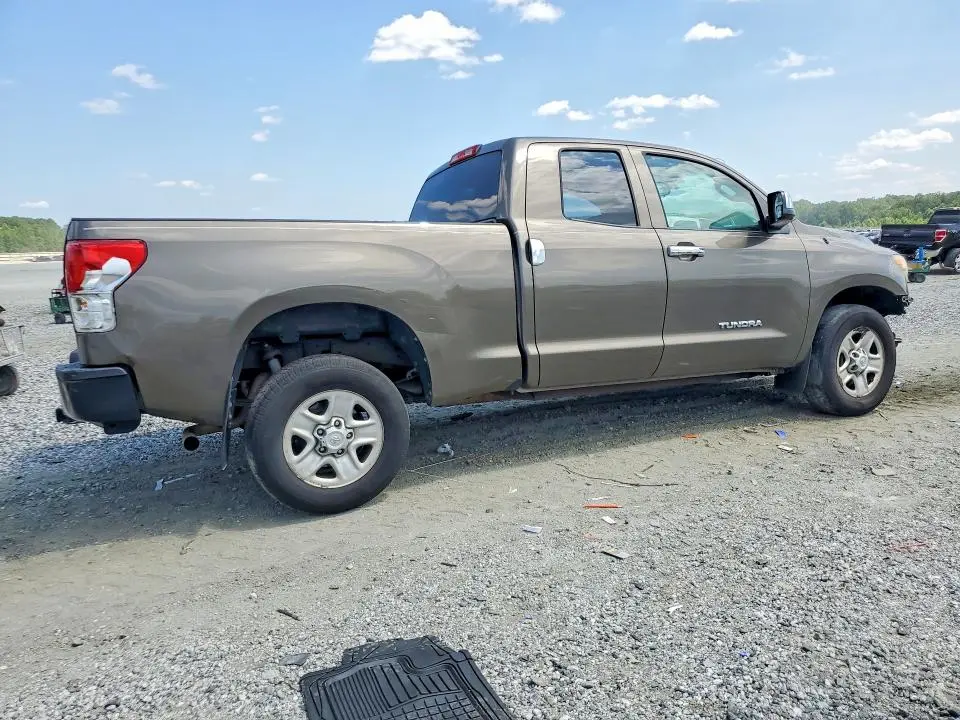2011 TOYOTA TUNDRA DOUBLE CAB SR5  