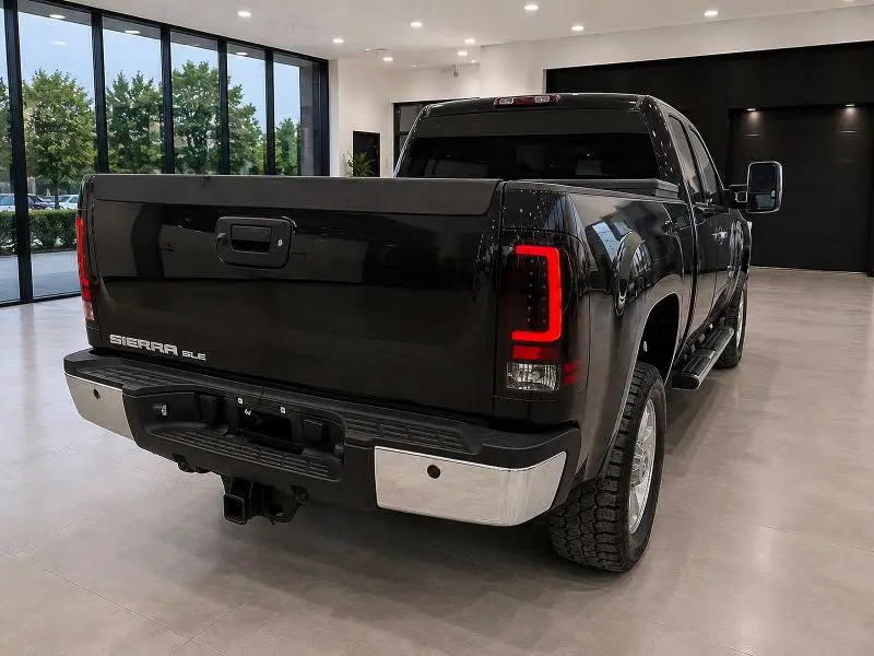 2011 GMC SIERRA K2500 SLE  