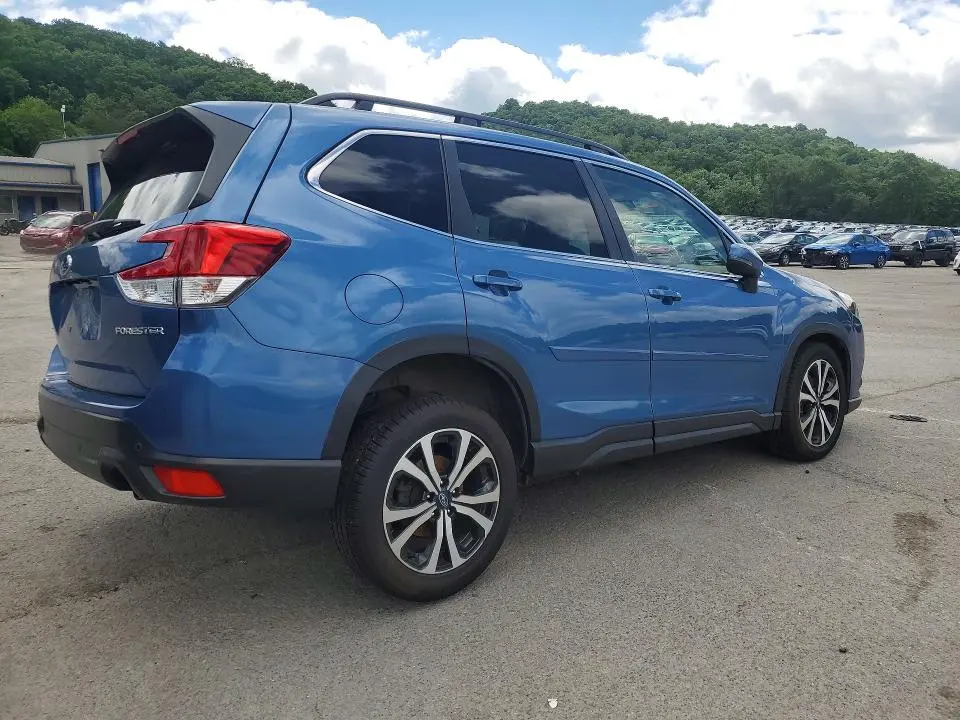 2023 SUBARU FORESTER LIMITED  