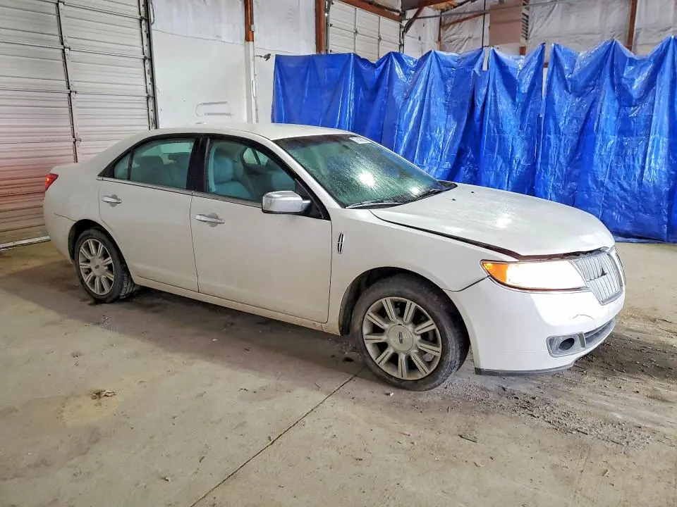 2010 LINCOLN MKZ   
