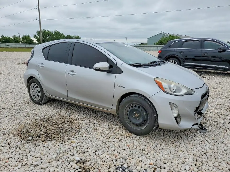 2015 TOYOTA PRIUS C TWO  