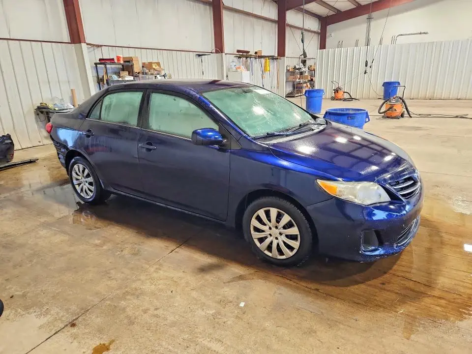 2013 TOYOTA COROLLA LE  