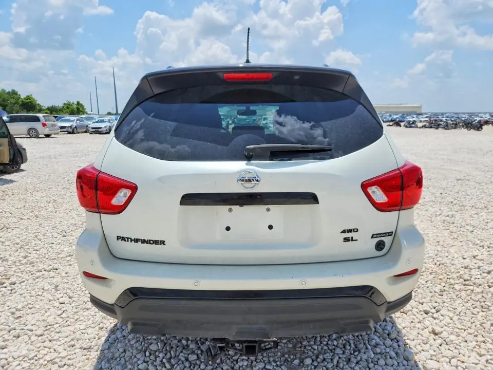 2018 NISSAN PATHFINDER   