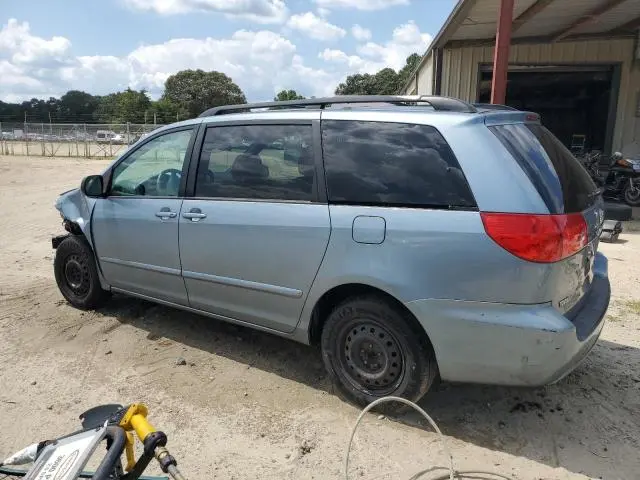 2010 TOYOTA SIENNA CE  