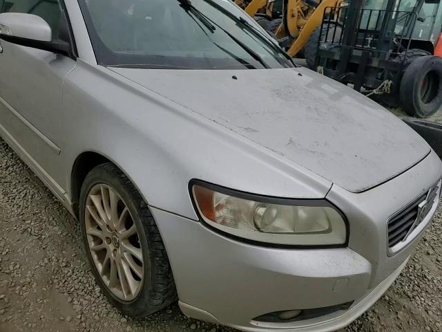 2010 VOLVO S40 2.4I