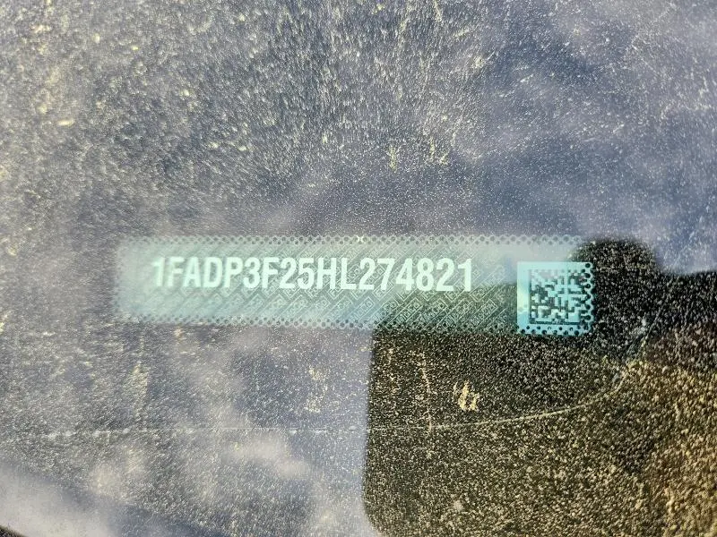 2017 FORD FOCUS SE  