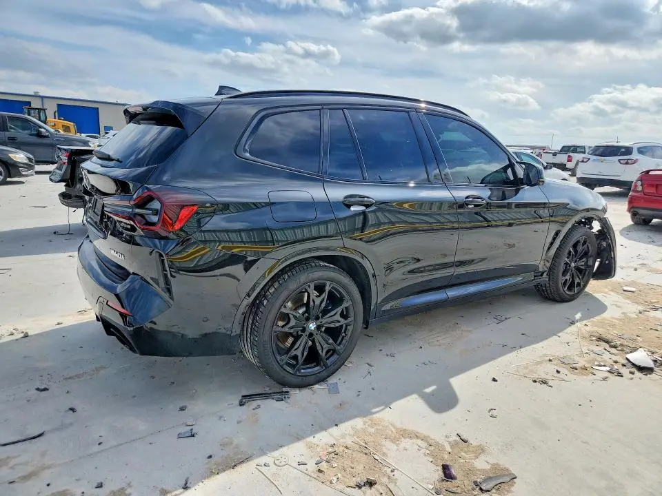 2024 BMW X3 M40I  