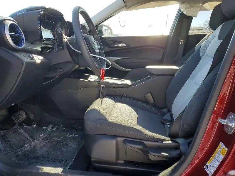 2025 CHEVROLET TRAX LS  