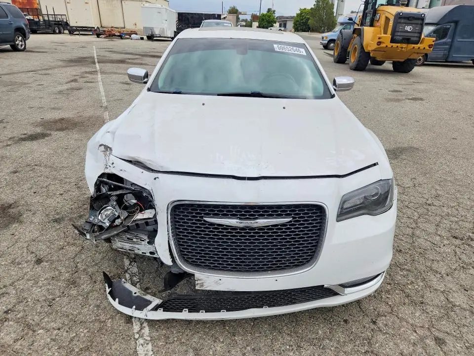 2015 CHRYSLER 300C   