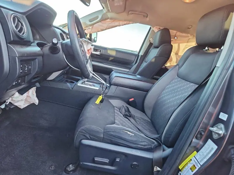 2018 TOYOTA TUNDRA DOUBLE CAB SR  