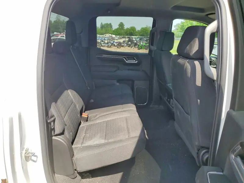 2023 CHEVROLET SILVERADO K1500 RST  