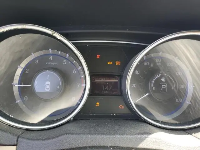 2011 HYUNDAI SONATA GLS  