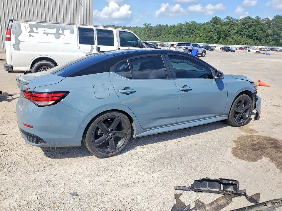 2024 NISSAN SENTRA SR  