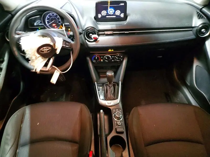 2019 TOYOTA YARIS LE  