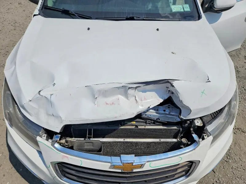 2015 CHEVROLET CRUZE LT  