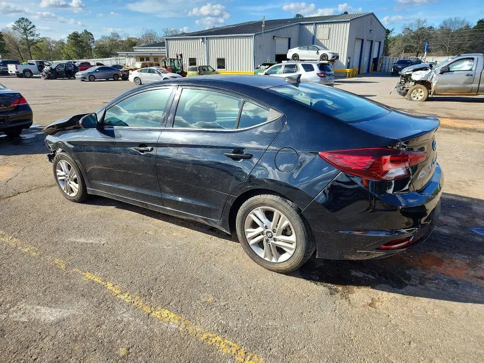 2019 HYUNDAI ELANTRA SEL  