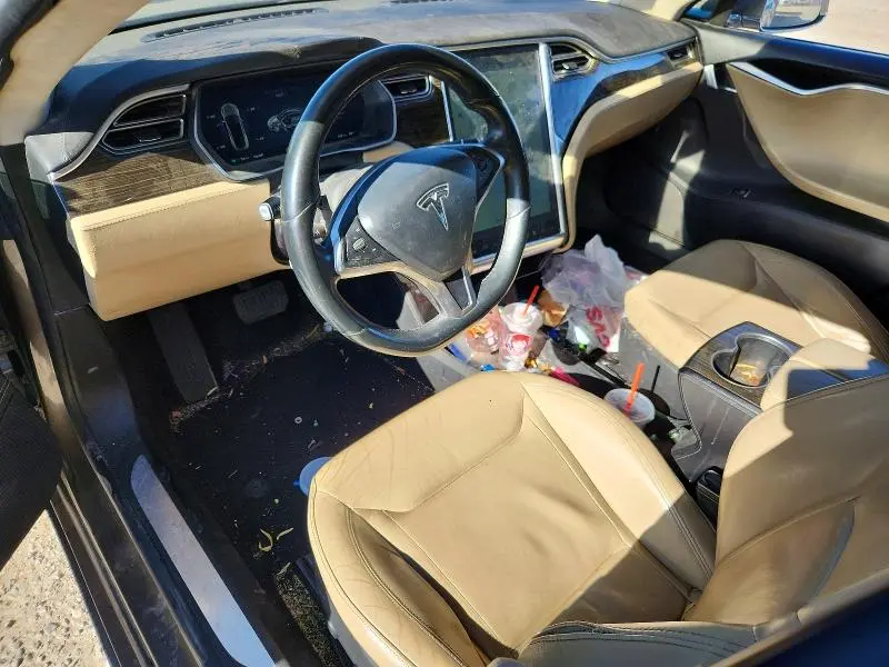 2015 TESLA MODEL S   