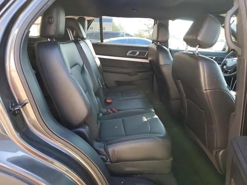 2017 FORD EXPLORER XLT  